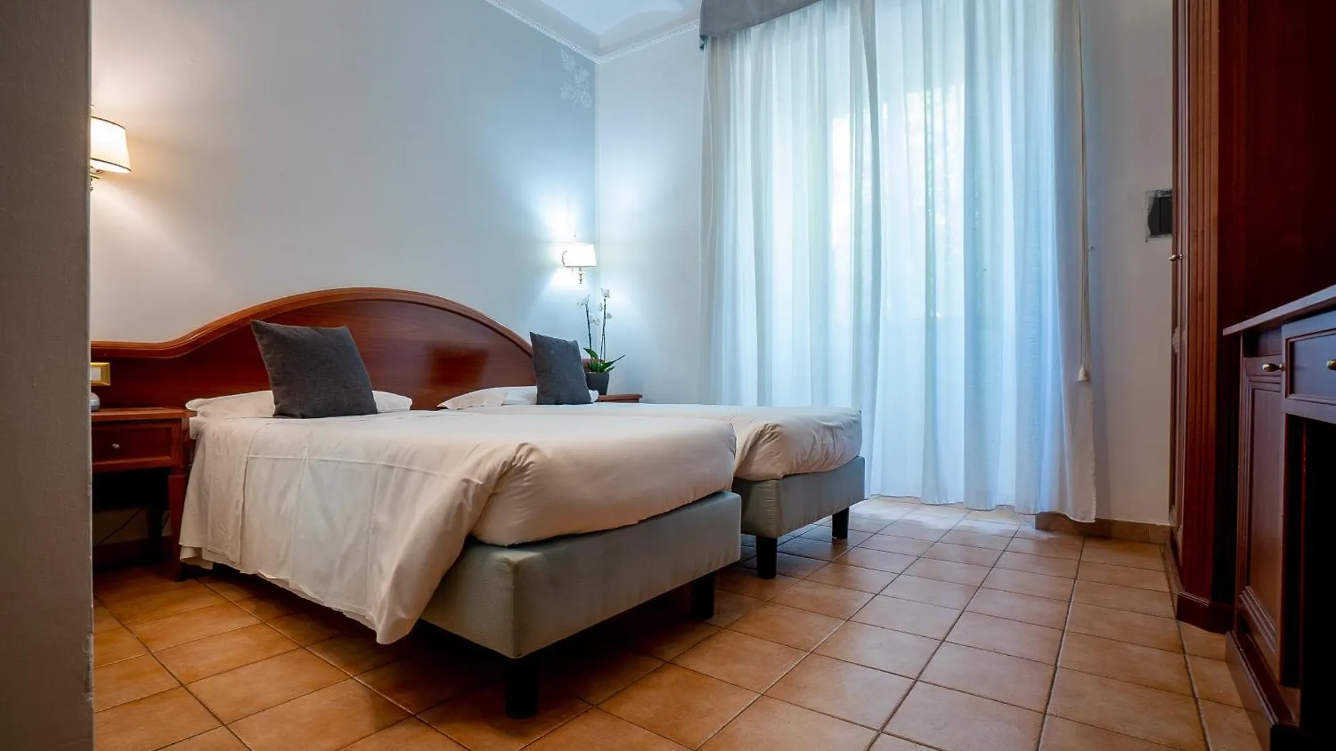 Hotel Gabriella Rome 3*,  Italy